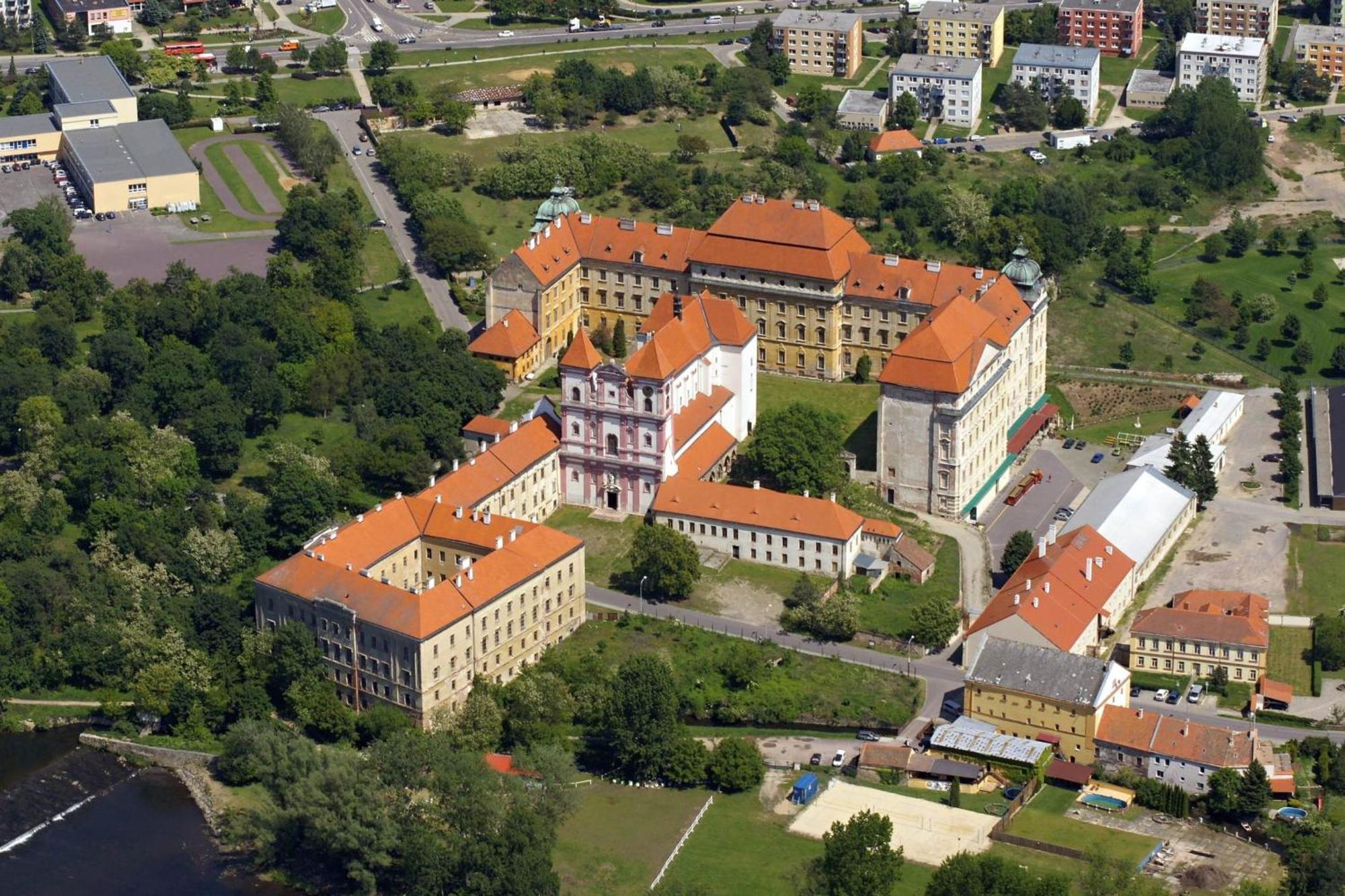 Rezidence Znojmo Hotel Exterior photo